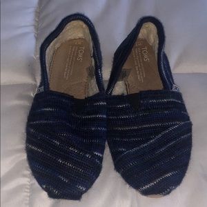 Toms Blue size 7